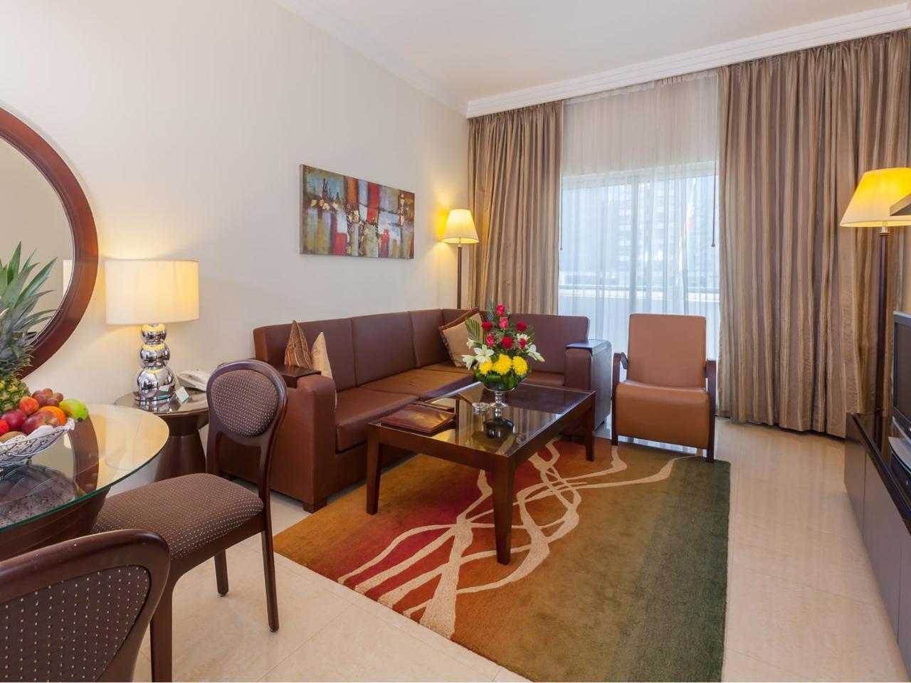 דובאי Flora Park Deluxe Hotel Apartments מראה חיצוני תמונה